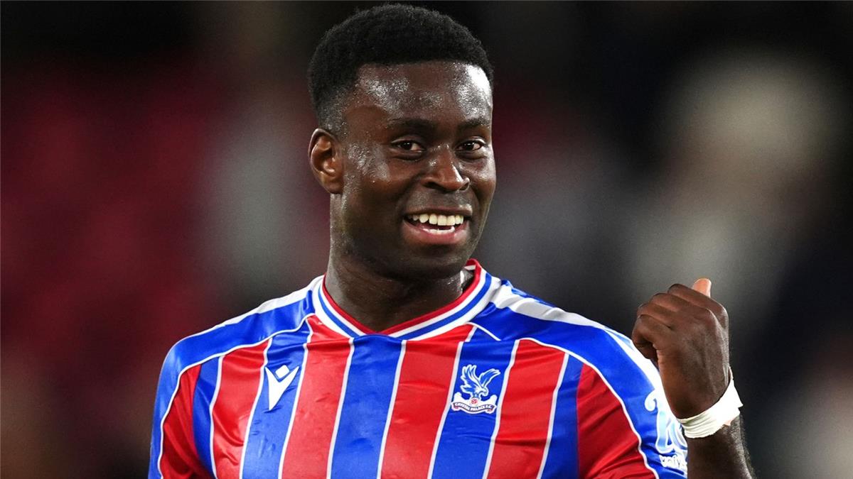 مدرب كريستال بالاس يزف بشرى سارة إلى ليفربول بشأن جويهي