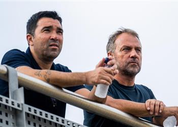 ديكو يعلن قرار ا مصيري ا من برشلونة بشأن فليك