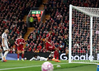 فيديو جاكبو يسجل هدف تعادل ليفربول أمام مانشستر يونايتد