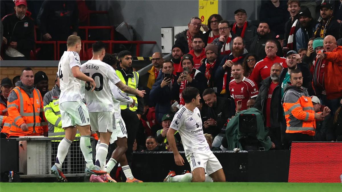 ليفربول ومانشستر يونايتد