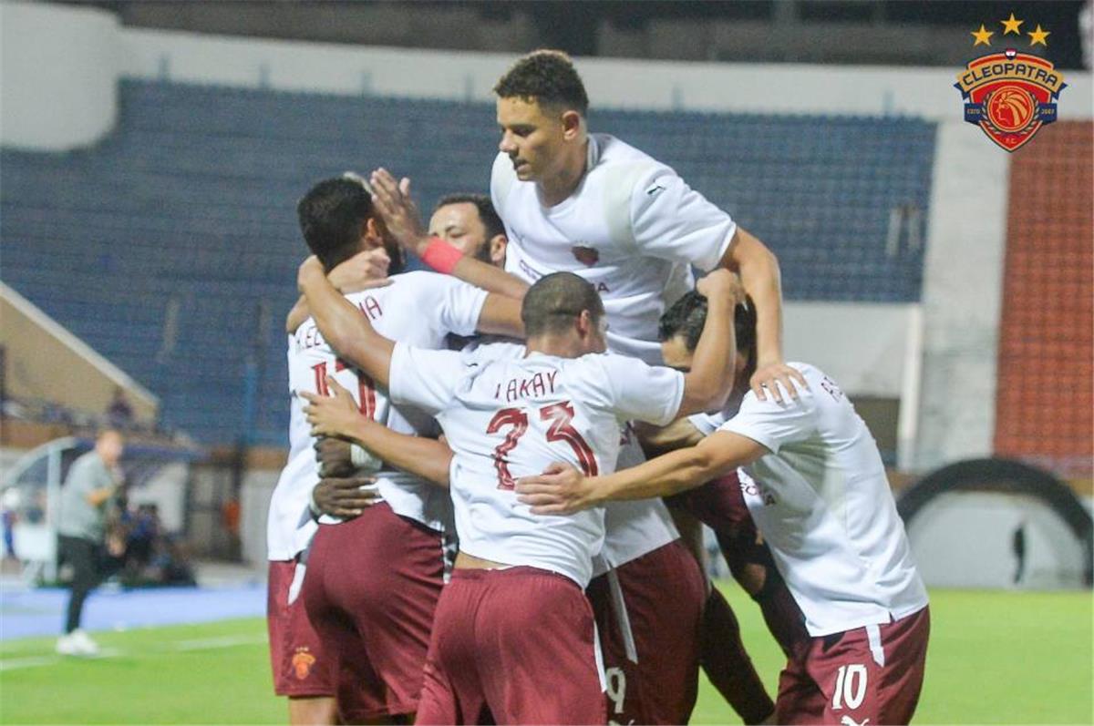 فيديو.. سيراميكا كليوباترا يفوز على طلائع الجيش ويعتلي صدارة الدوري