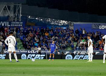 لقطة احتجاجية مثيرة للجدل في بداية مباراة ريال مدريد وخيتافي ضد رابطة الليجا