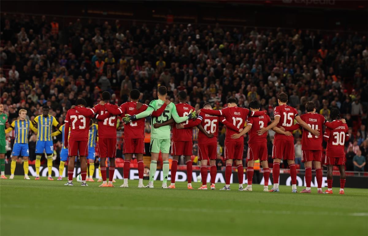 شبكة موطني : لاعب ليفربول يخضع لعملية جراحية ناجحة