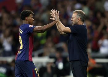 هنري يحمل فليك مسؤولية خسارة برشلونة ضد باريس سان جيرمان لا يمكنك اللعب هكذا