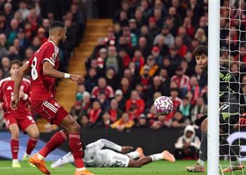 حكم مباراة ليفربول وآينتراخت فرانكفورت في دوري أبطال أوروبا