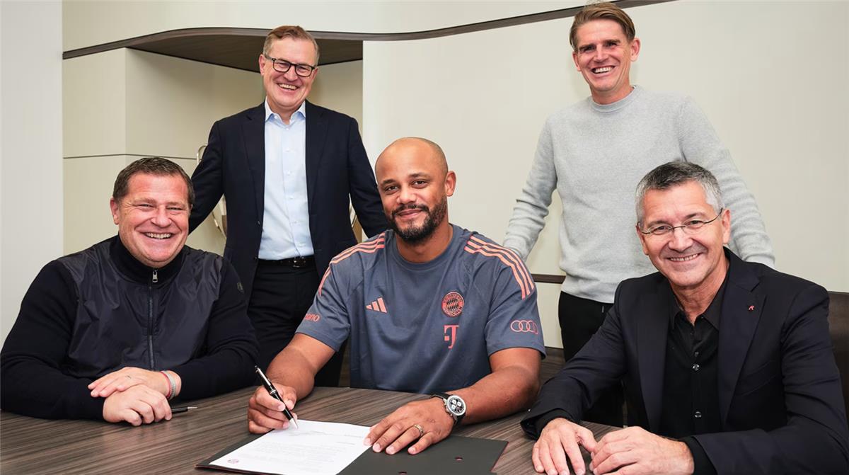 كومباني وإدارة بايرن ميونخ