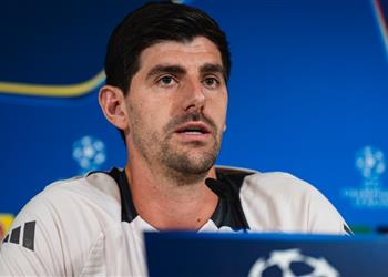 كورتوا فينيسيوس ي جن ن الخصوم مثل كوستا وهناك قوانين أولى بالتغيير من التسلل