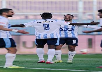 فيديو غرائب وطرائف مصطفى فتحي يسجل هدف بيراميدز الثاني أمام فاركو في الدوري