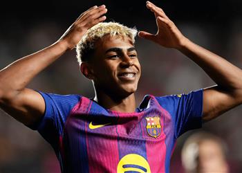 لامين يامال يدخل تاريخ دوري أبطال أوروبا في مباراة برشلونة وأولمبياكوس