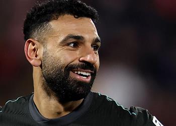 متحفز لمواجهته مدرب فرانكفورت يتغزل في محمد صلاح