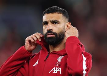سلوت يبرر استبعاد محمد صلاح من تشكيل ليفربول أمام فرانكفورت