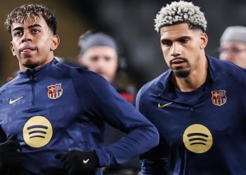 أراوخو ينهال بالمديح على لامين يامال محترف للغاية ولديه عائلة رائعة