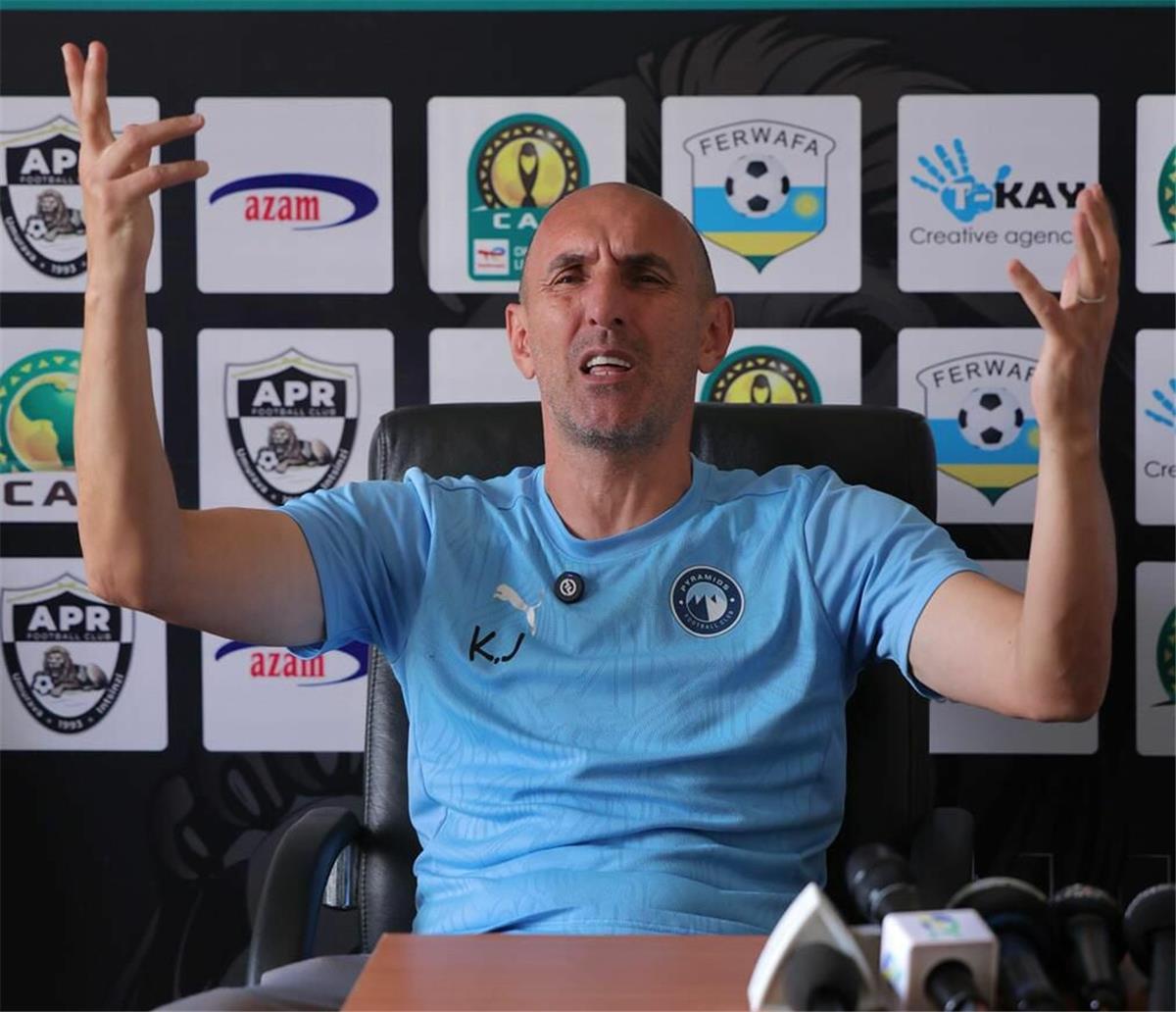 مدرب بيراميدز: أتمنى ضم لاعب الأهلي وثنائي الزمالك.. ويكشف حقيقة مفاوضاته مع أندية مصرية