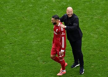 سلوت يدافع بقوة عن محمد صلاح تسجيله الأهداف آخر ما يقلقني