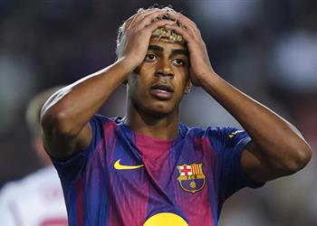 ماركا لامين يامال يثير القلق في برشلونة