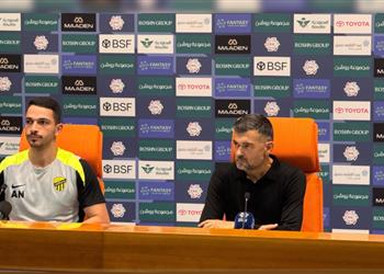 بعد عدم مصافحته مدرب الاتحاد يوضح حقيقة وجود أزمة مع إنزاجي عقب الخسارة أمام الهلال