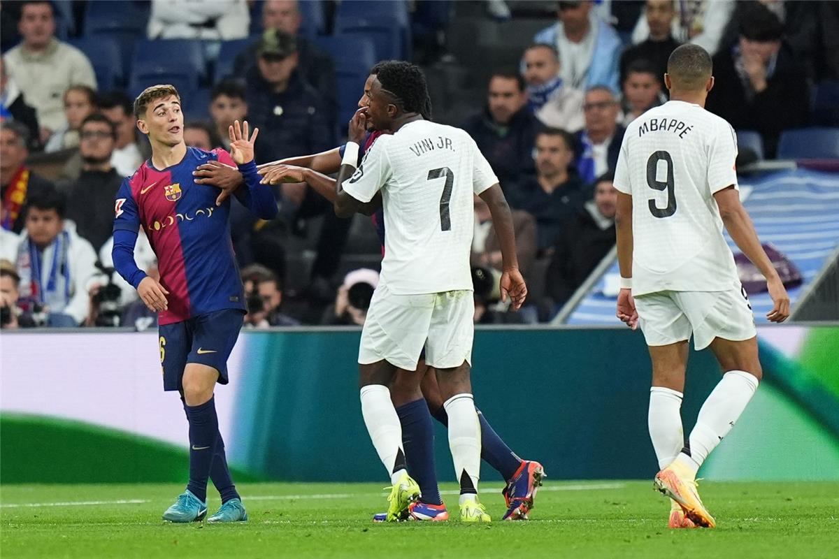 فينيسيوس جونيور يوجه رسالة إلى جمهور ريال مدريد قبل الكلاسيكو