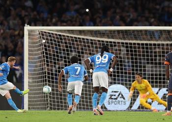 دي بروين يغادر الملعب باكي ا بعد هدفه في مباراة نابولي وإنتر ميلان