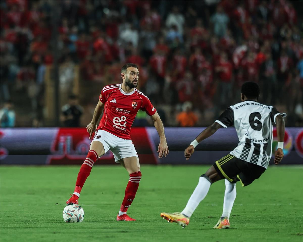 فيديو | بـ10 لاعبين.. الأهلي يهزم إيجل نوار بهدف ويتأهل لمجموعات دوري أبطال إفريقيا