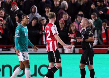 فيديو تياجو يسجل هدف برينتفورد الثالث أمام ليفربول