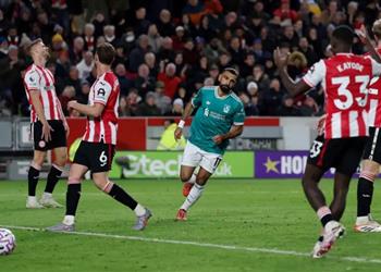 فيديو بمهارة رائعة محمد صلاح يسجل هدف ليفربول الثاني أمام برينتفورد