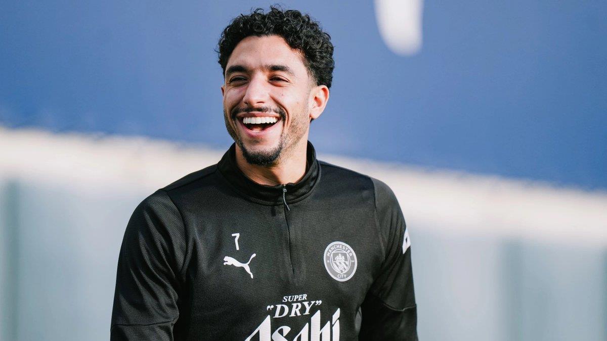 تشكيل مانشستر سيتي أمام أستون فيلا في الدوري الإنجليزي.. وموقف عمر مرموش