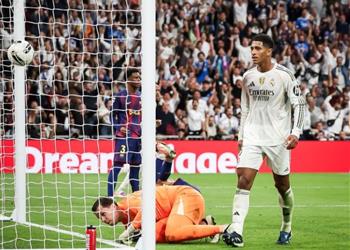 فيديو بيلينجهام يسجل هدف ريال مدريد الثاني أمام برشلونة