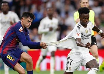 فينجر برشلونة كانوا أطفال ا أمام ريال مدريد وفينيسيوس قدم أداء استثنائي ا