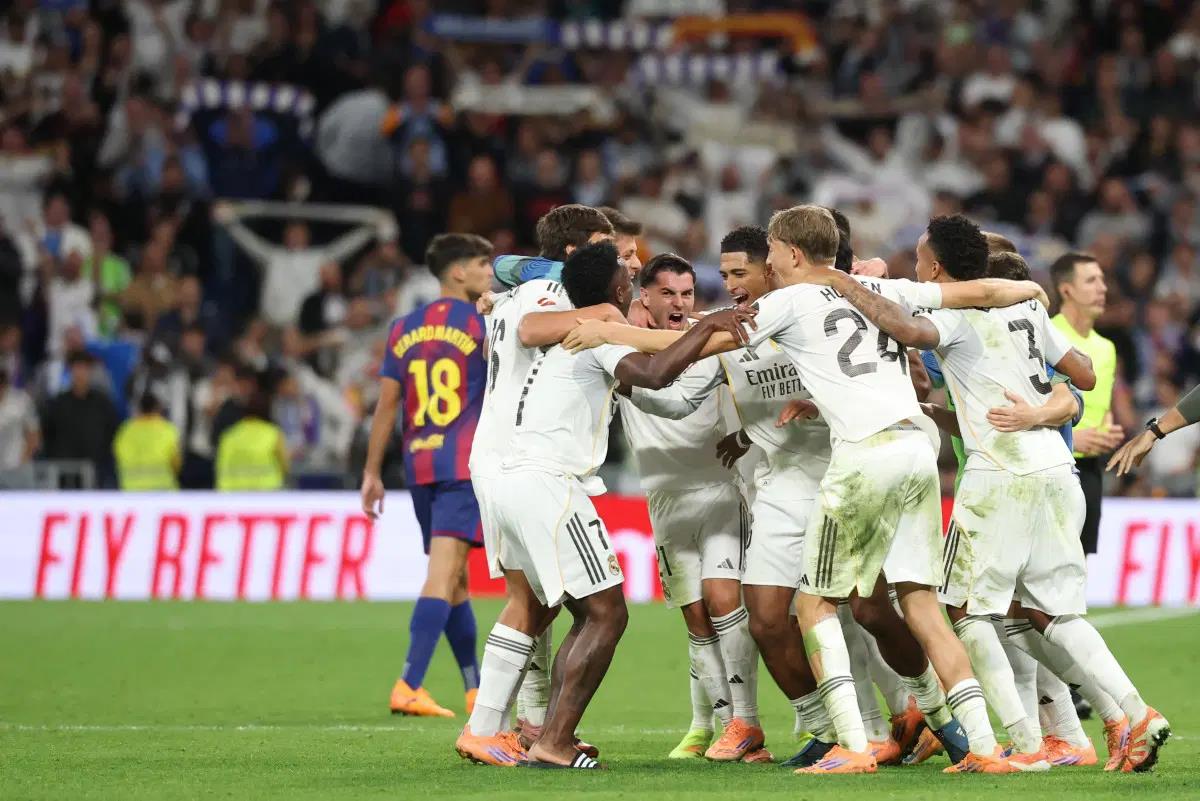 لاعب برشلونة يتلقى الإشادة رغم غيابه عن مباراة الكلاسيكو