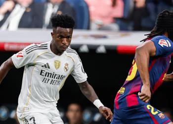 لامين يامال ليس الوحيد موفيستار تكشف عن صدام جديد بين فينيسيوس وأحد لاعبي برشلونة في الكلاسيكو