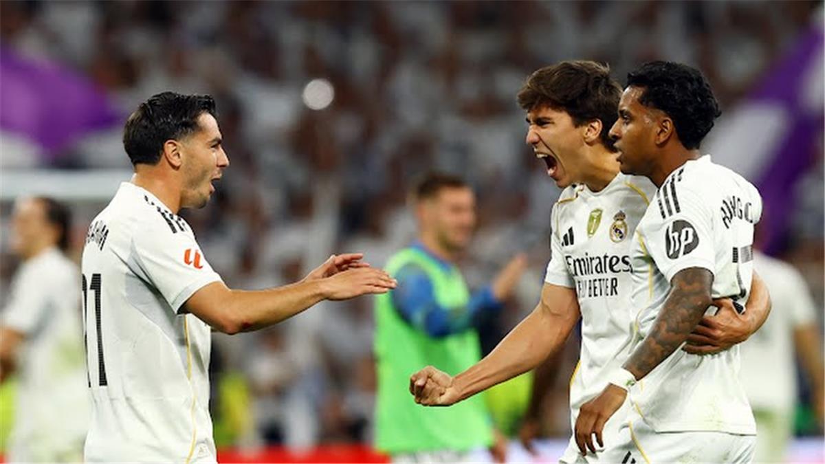 احتفال ريال مدريد ضد برشلونة