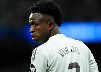 فينيسيوس يدفع ريال مدريد للتفكير في صفقة تبادلية مع مانشستر سيتي