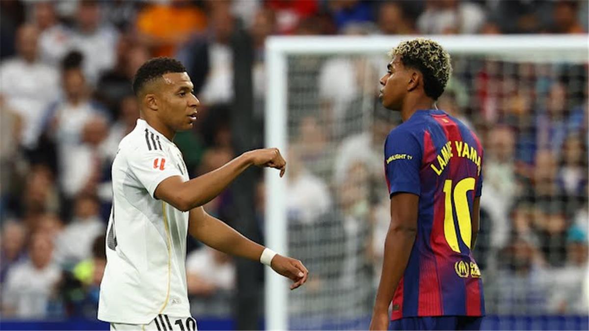 لامين يامال مع مبابي