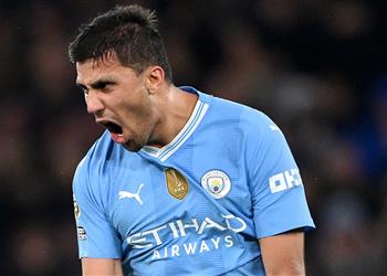 بعد اهتمام ريال مدريد موقف مانشستر سيتي من تجديد عقد رودري