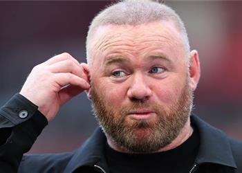 روني لو ارتكب أموريم أخطاء سلوت أمام جالطة سراي لذبحه الإعلام