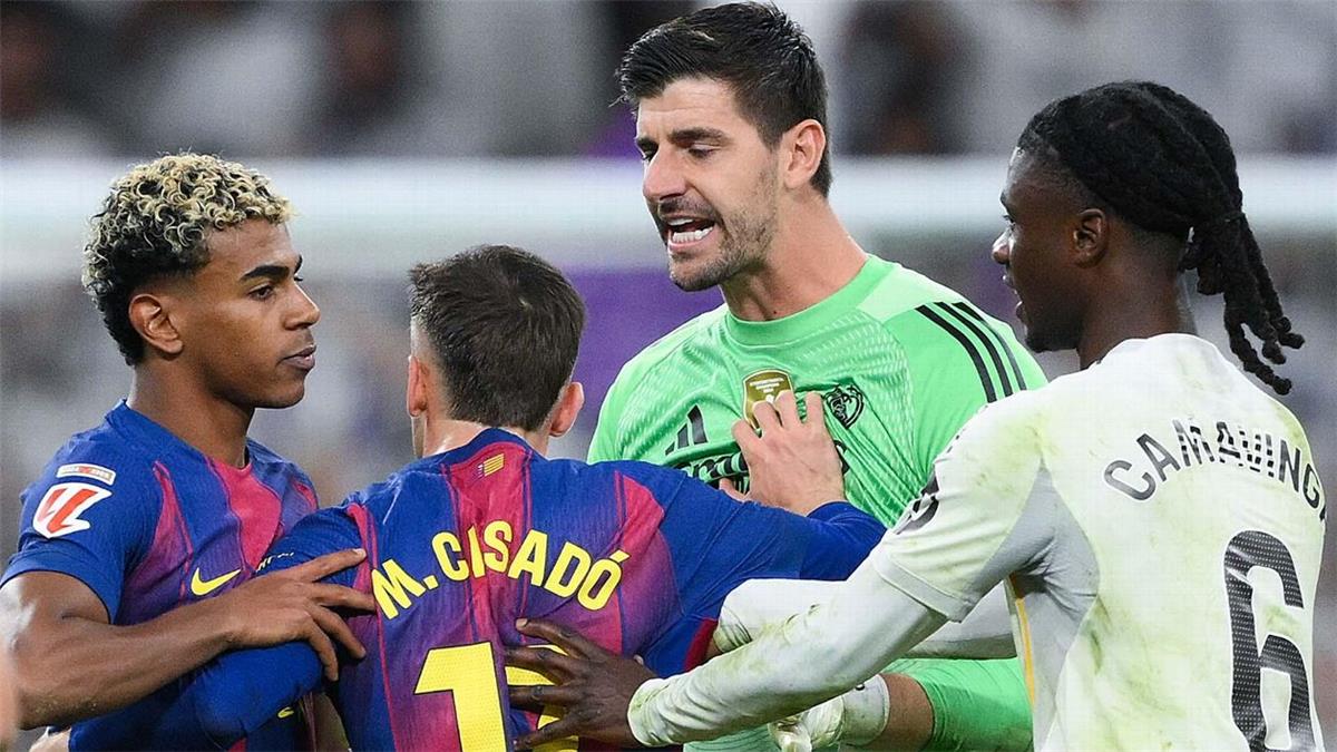 أنباء سعيدة في تدريبات برشلونة قبل مباراة إلتشي - بطولات