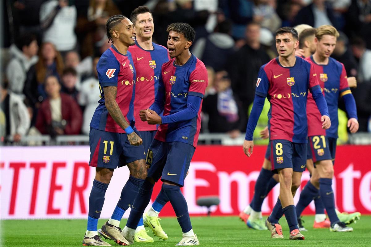 يامال وبيدري ورافينها ودي يونج وليفاندوفسكي