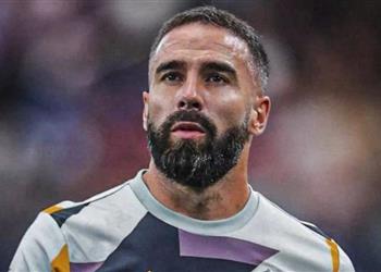 مدير برشلونة السابق عن كارفاخال تصرف بجبن في الكلاسيكو