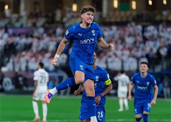 مواعيد مباريات اليوم الجمعة 31 10 2025 والقنوات الناقلة 3 مواجهات في الدوري السعودي وظهور ثنائي مصري