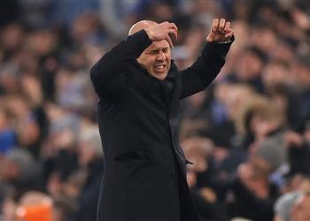 أثار غضب سلوت حكم مباراة ليفربول وأستون فيلا في الدوري الإنجليزي