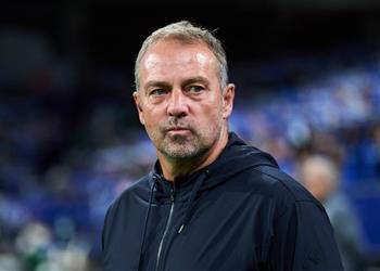 قائمة برشلونة لمباراة إشبيلية في الدوري الاسباني استبعاد يامال ورافينها