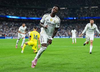 فيديو فينيسيوس جونيور يسجل هدف ريال مدريد الأول أمام فياريال