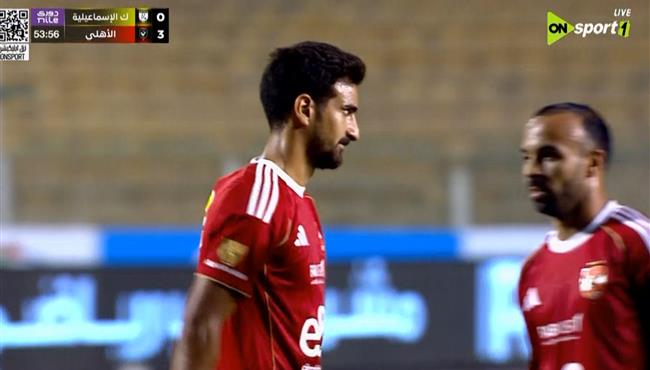محمد بن رمضان كاد ان يسجل هدف رائع امام كهرباء الاسماعيلية في الدوري المصري