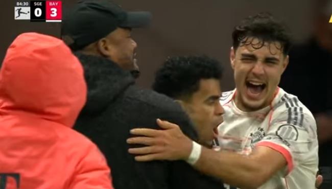 ملخص واهداف مباراة بايرن ميونخ وفرانكفورت (30) الدوري الالماني