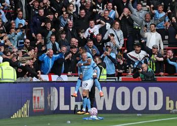 فيديو هالاند يسجل هدف مانشستر سيتي الأول أمام برينتفورد