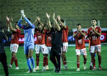 لاعب الأهلي مطلوب في السعودية وموقف حاسم بشأن التجديد لـ أحمد عبد القادر