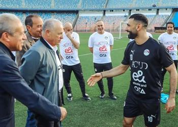 هاني أبو ريدة يكشف حقيقة تدخل محمد صلاح في قرارات مدرب منتخب مصر