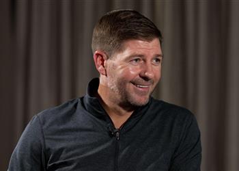 جيرارد ينتقد أحد الراحلين عن ليفربول تصرفه مخاطرة ولم أكن لأفعل مثله