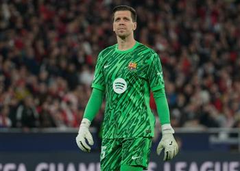 تشيزني يدافع عن نفسه بعد تصرفه الغريب في مباراة برشلونة وإشبيلية