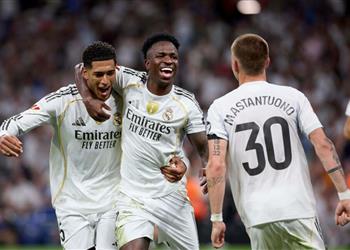 نجم ريال مدريد يعترف فكرت في اعتزال كرة القدم